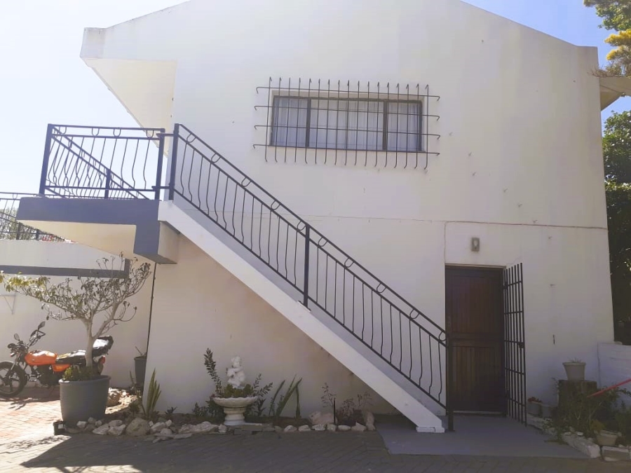 To Let 2 Bedroom Property for Rent in Country Club Western Cape